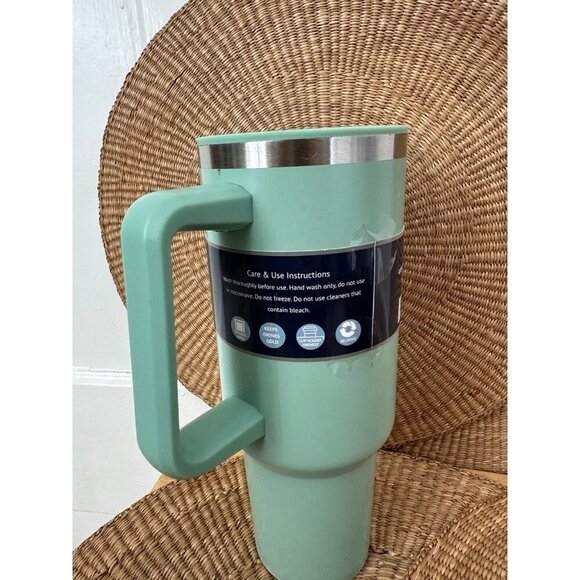 40 oz Tumbler with Handle no lid - Picture 5 of 9